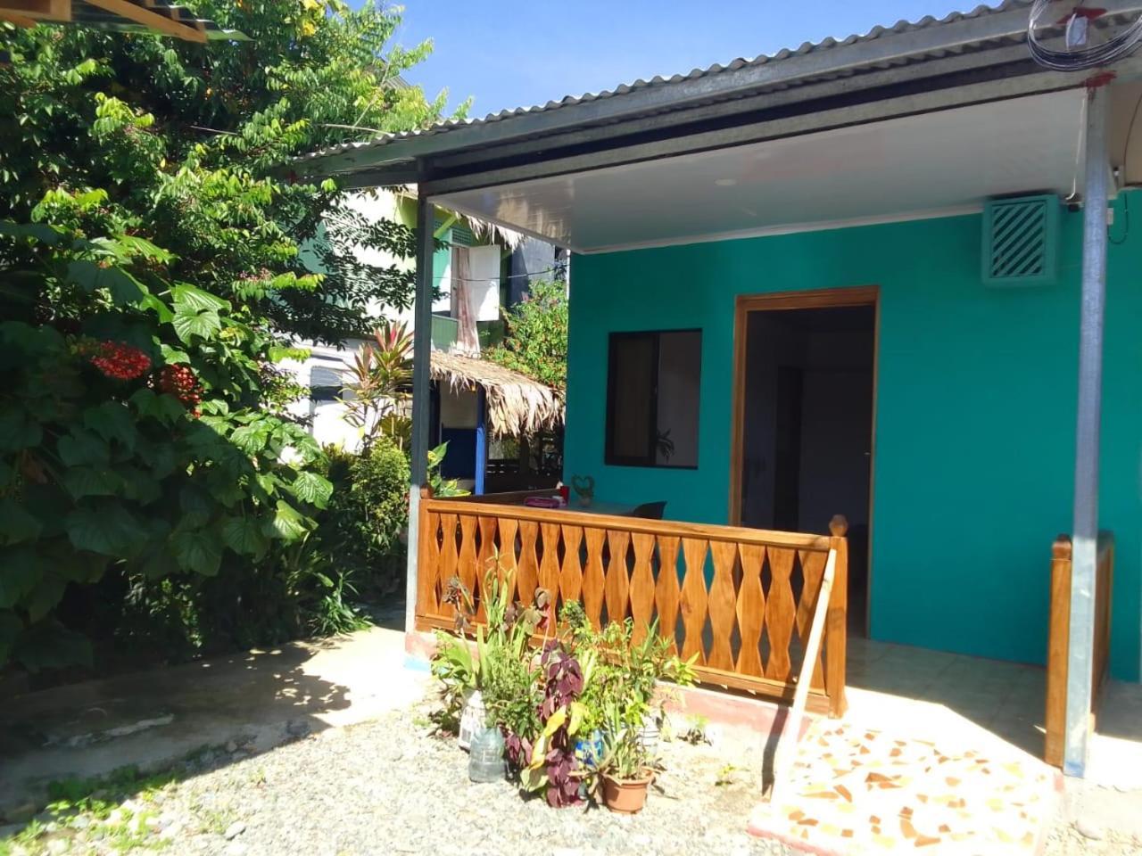 Отель Mar Caribe Pv Puerto Viejo de Talamanca Экстерьер фото
