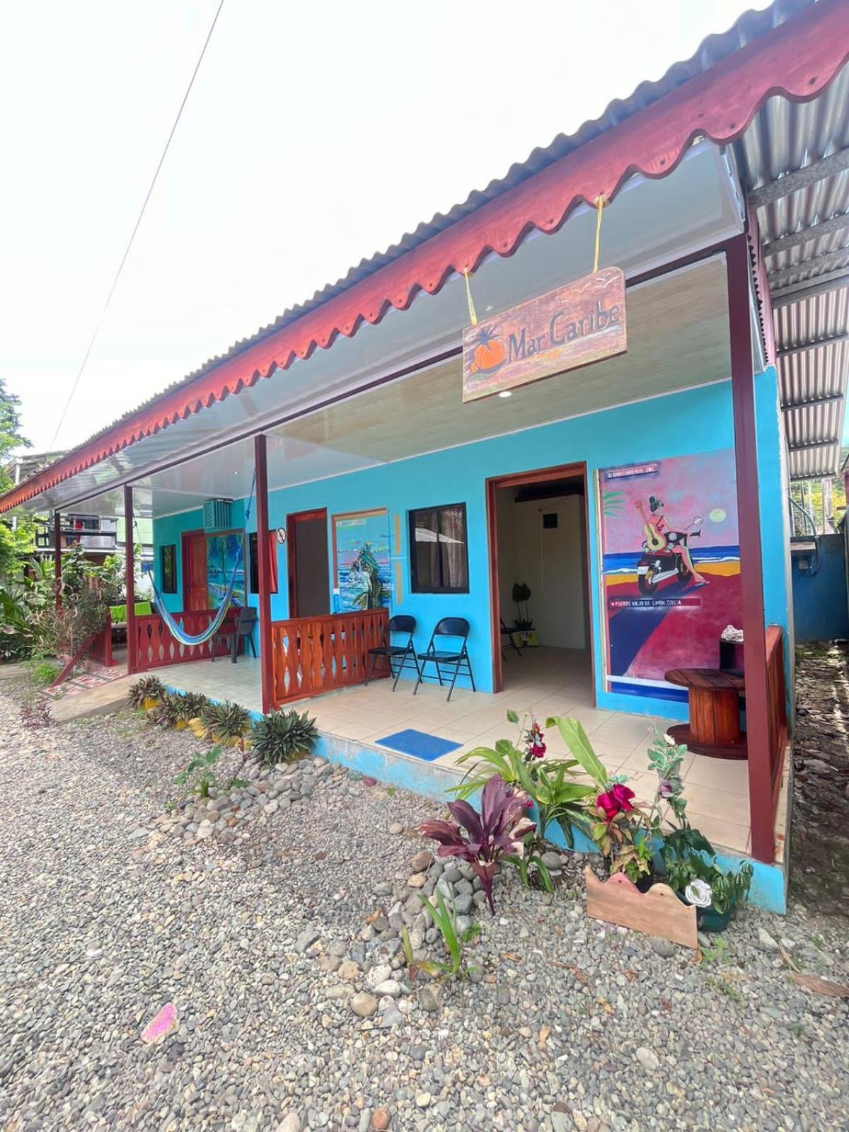 Отель Mar Caribe Pv Puerto Viejo de Talamanca Экстерьер фото