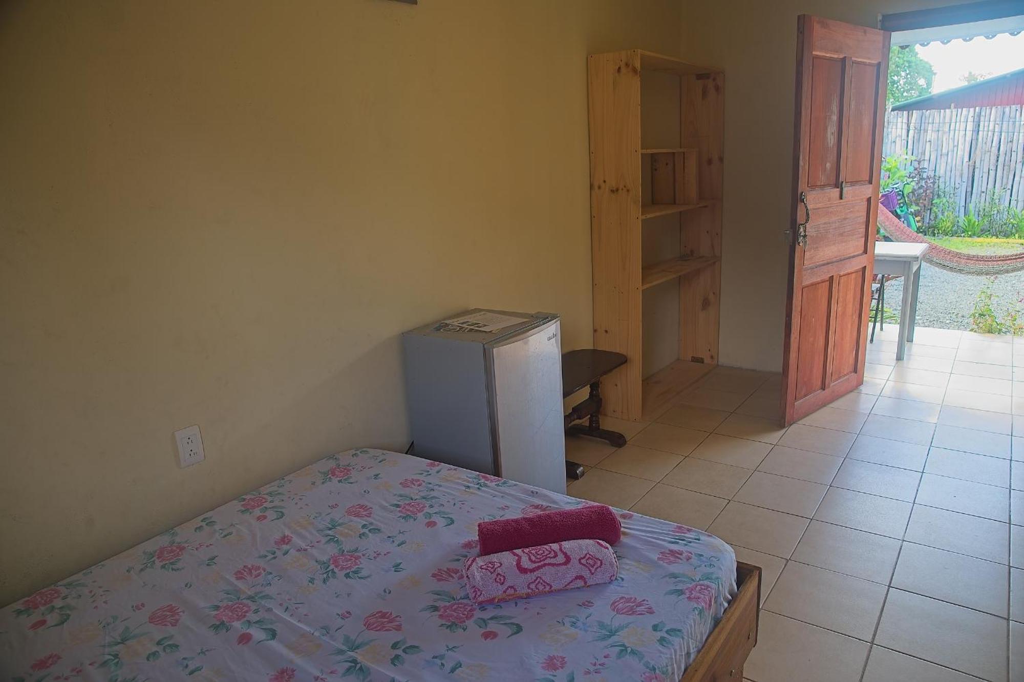 Отель Mar Caribe Pv Puerto Viejo de Talamanca Экстерьер фото
